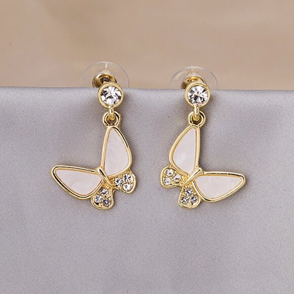 Cute Butterfly Earrings - Picture 2 of 3